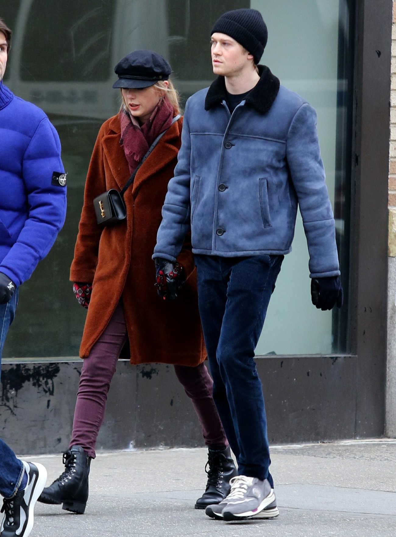 Taylor Swift hand-in-hand with boyfriend Joe Alwyn go on a long walk after lunch in NYC